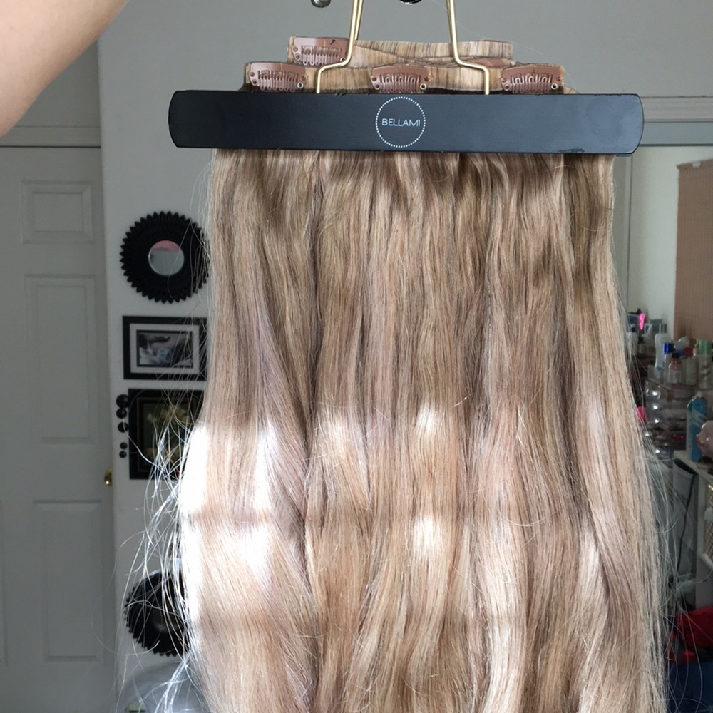 Foxy locks luxurious seamless extensions